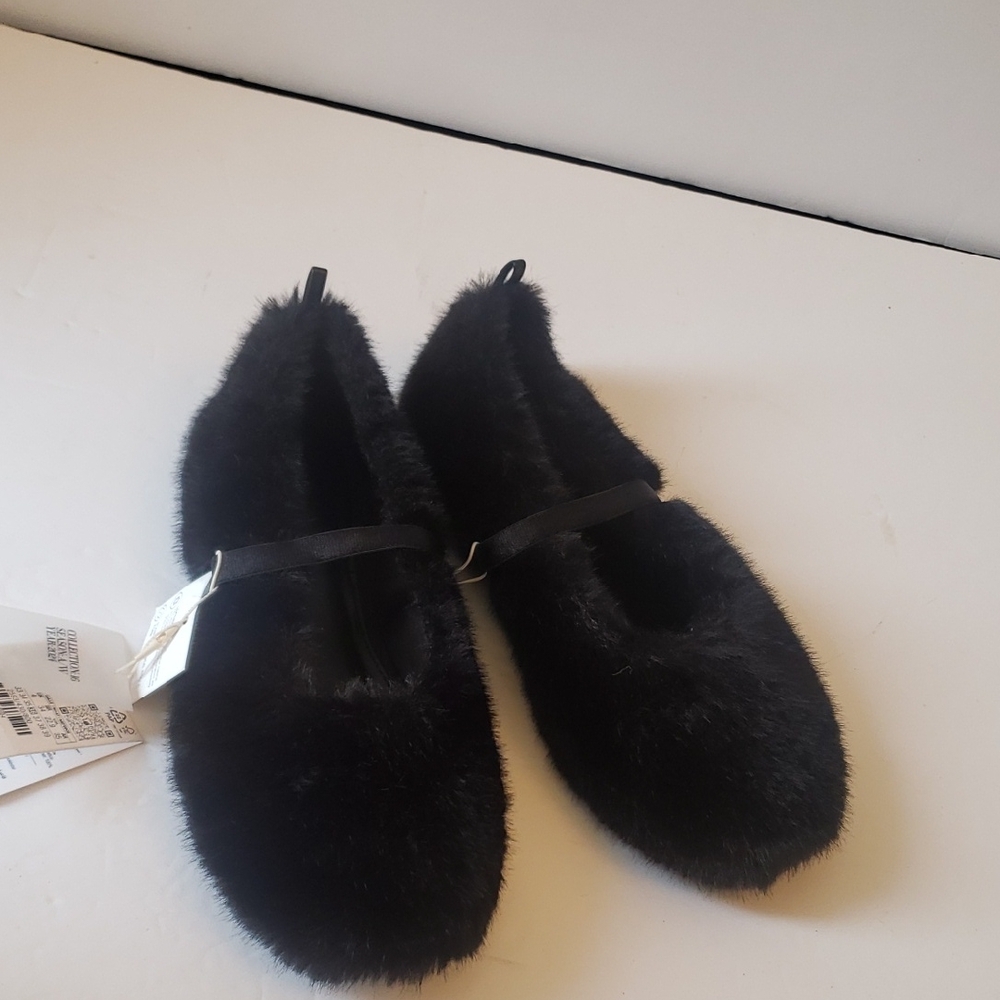Zara 36 Faux Fur Black Slippers Ballet Flats NWT Size 4/5.5